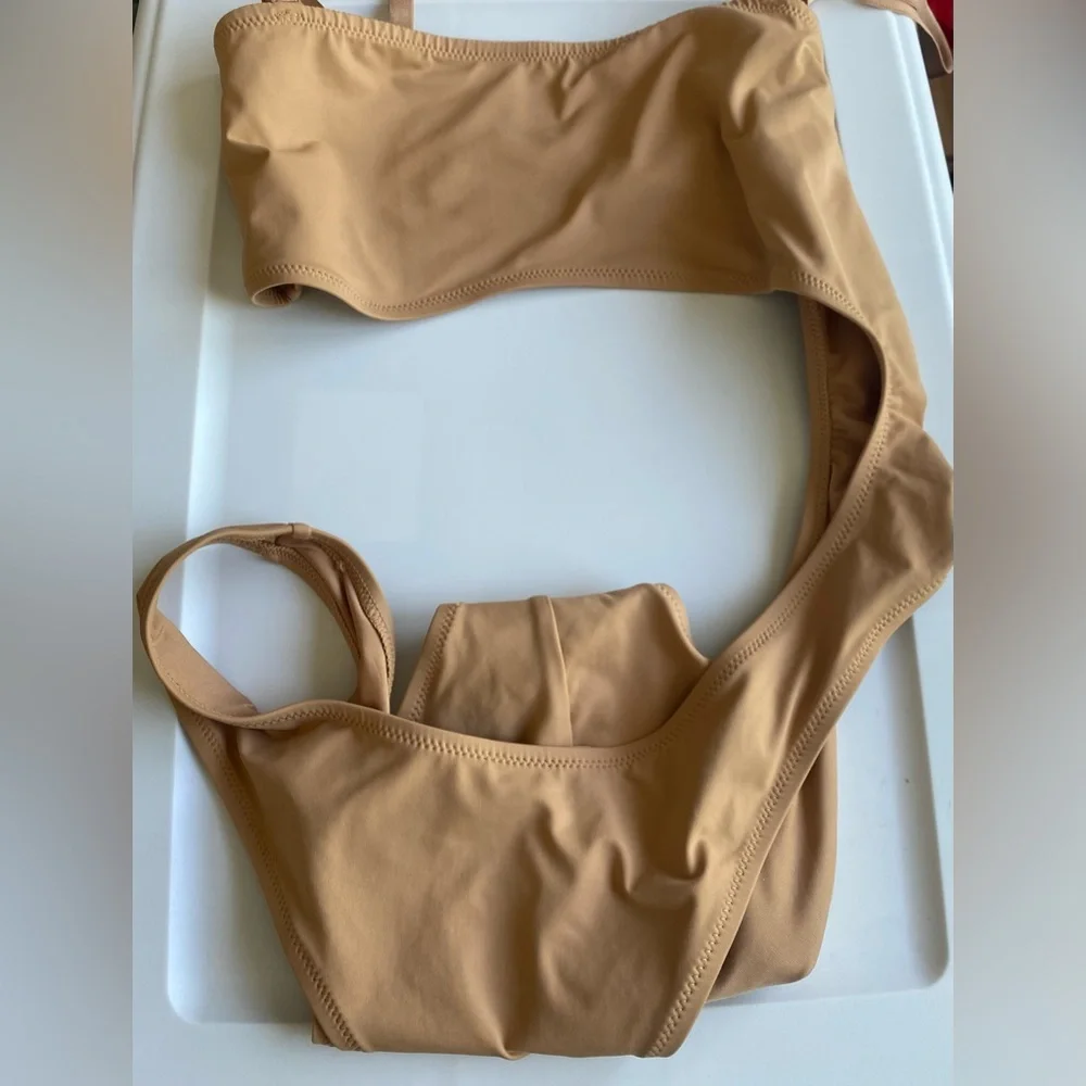 SKIMS nwt 2x
